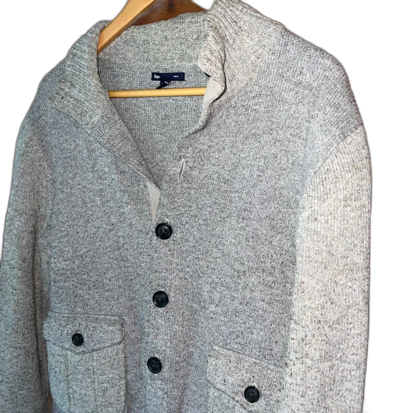 Gap Chunky Button Up Cardigan Medium - Image 2