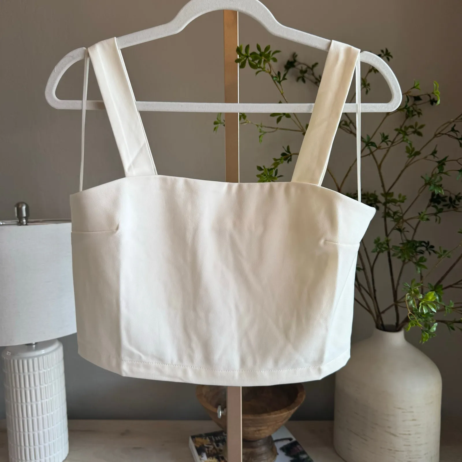 Sage The Label Cream Wide Strap Crop Top Size M NWT - Image 2