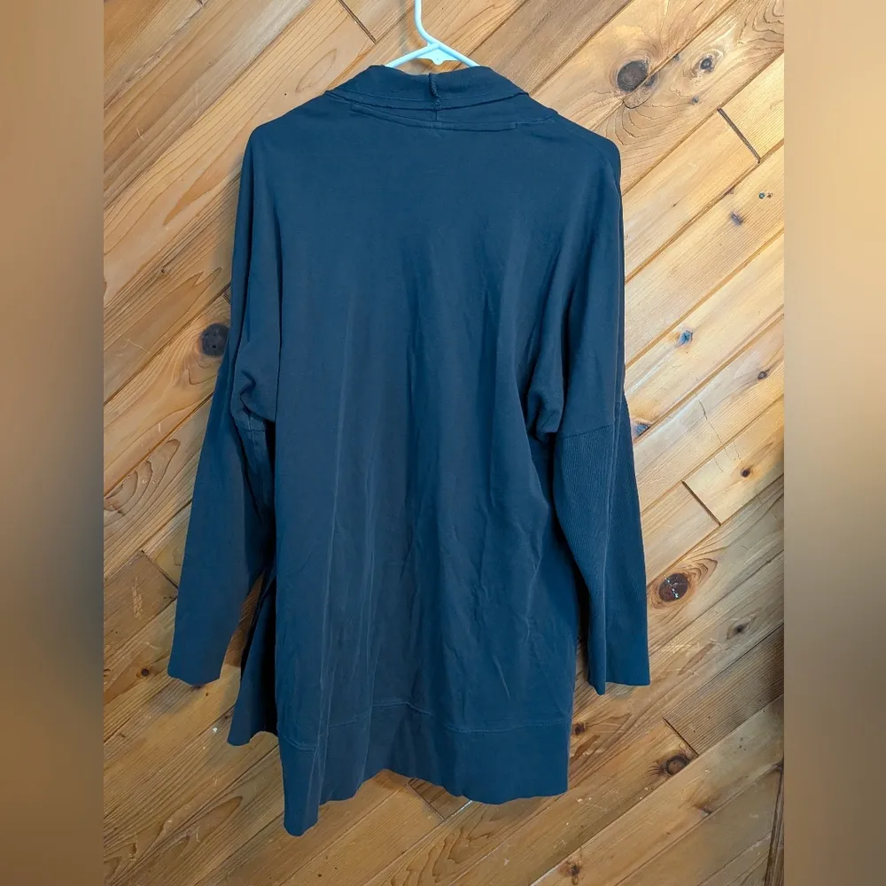 Pact Deep Blue Cardigan Size M/L - Image 7