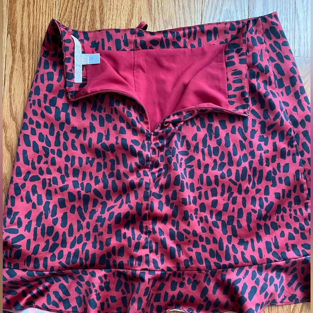 Hutch Desiree Red and Black Animal Print Ruffle Skirt Size Medium - Image 7
