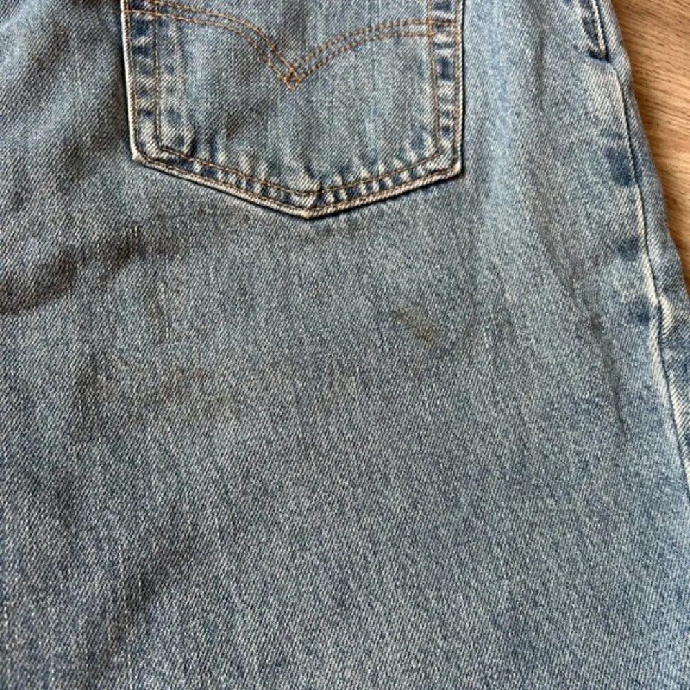 Levi's 550 Vintage Women's Relaxed Fit Tapered Leg Jeans Size 16 - Image 11