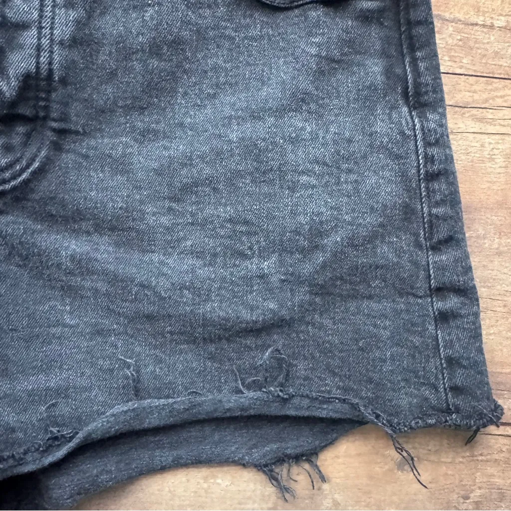 Old Navy Black Wash High-Waisted Button Fly Sky-Hi Cut-Off Jean Shorts Size 14 - Image 6