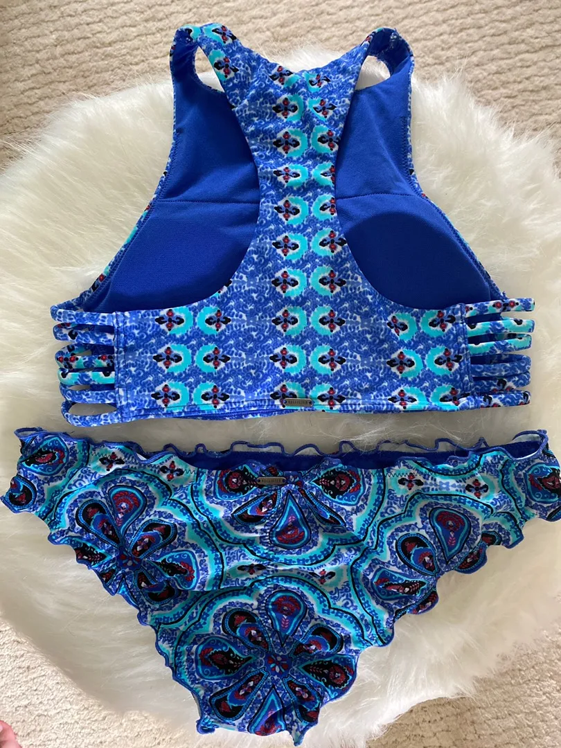 Hollister Bikini Set - Image 2