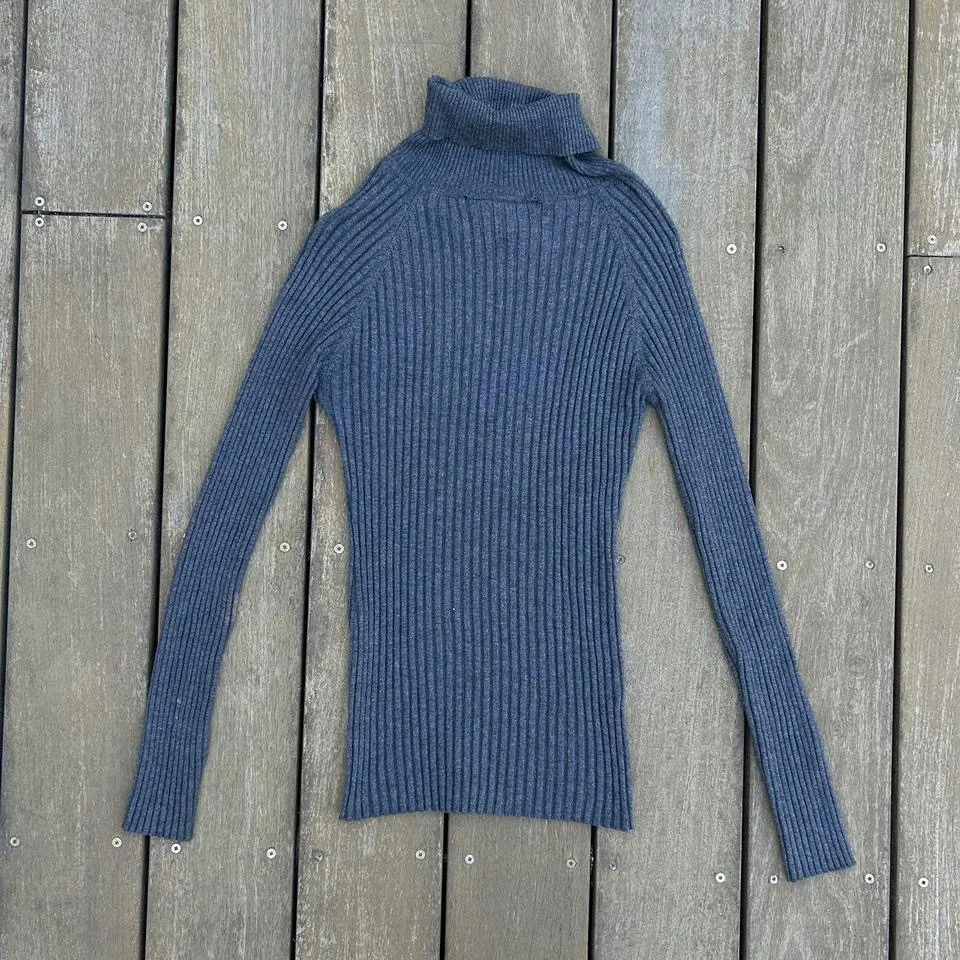 Vintage Y2K Grey It's Our Time Turtleneck Thin Ribbed Stretch Sweater w/ Buttons - Image 5