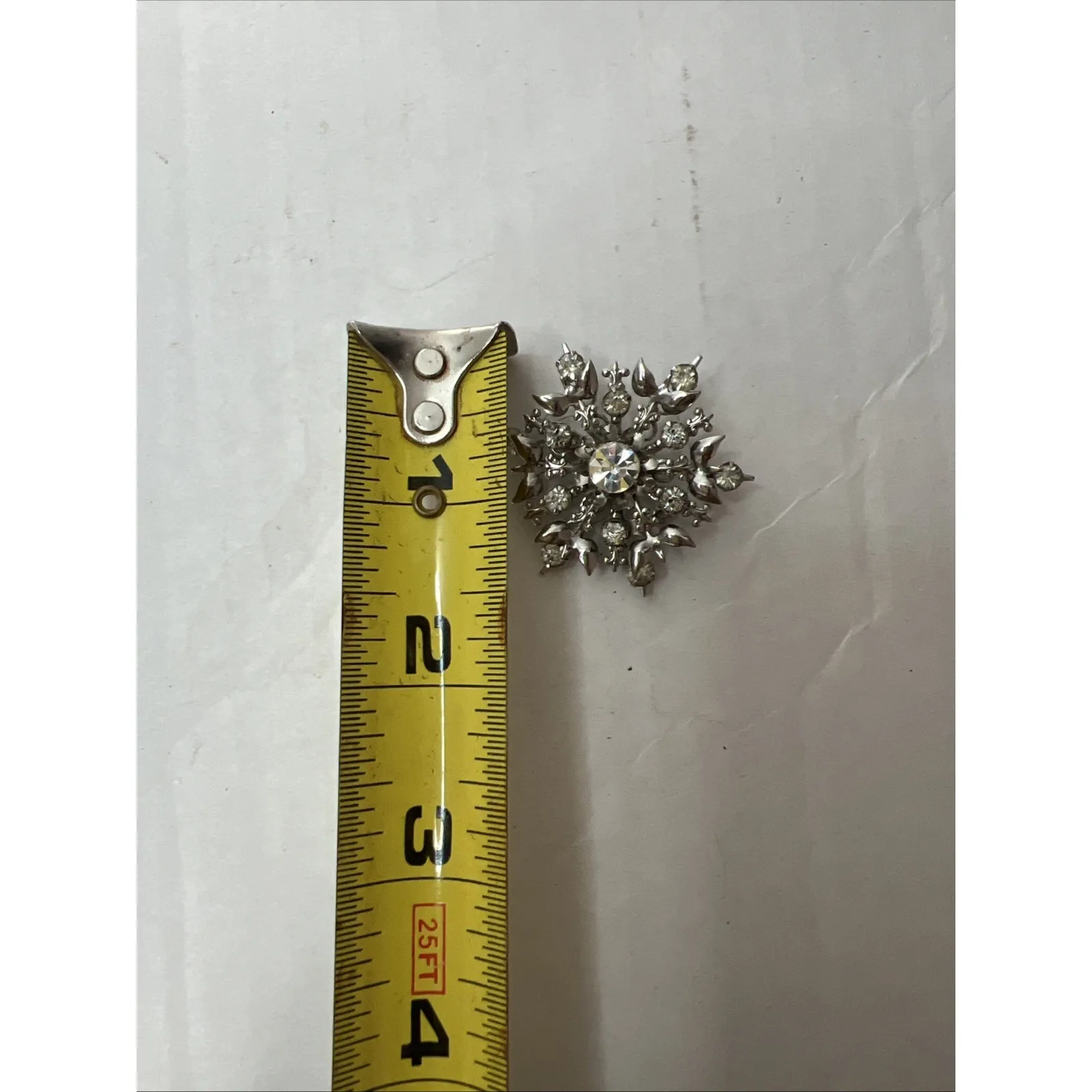 Snow Flake Vintage Brooch Pin Silver - Image 4