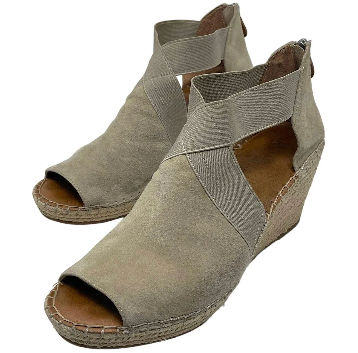 Women’s 9.5 Kenneth Cole Charli Cross Elastic Wedge Sandal Mushroom - Image 4