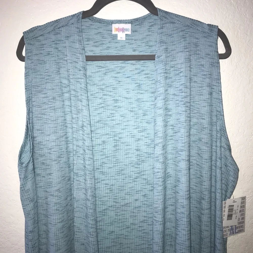 LuLaRoe Joy - Image 3