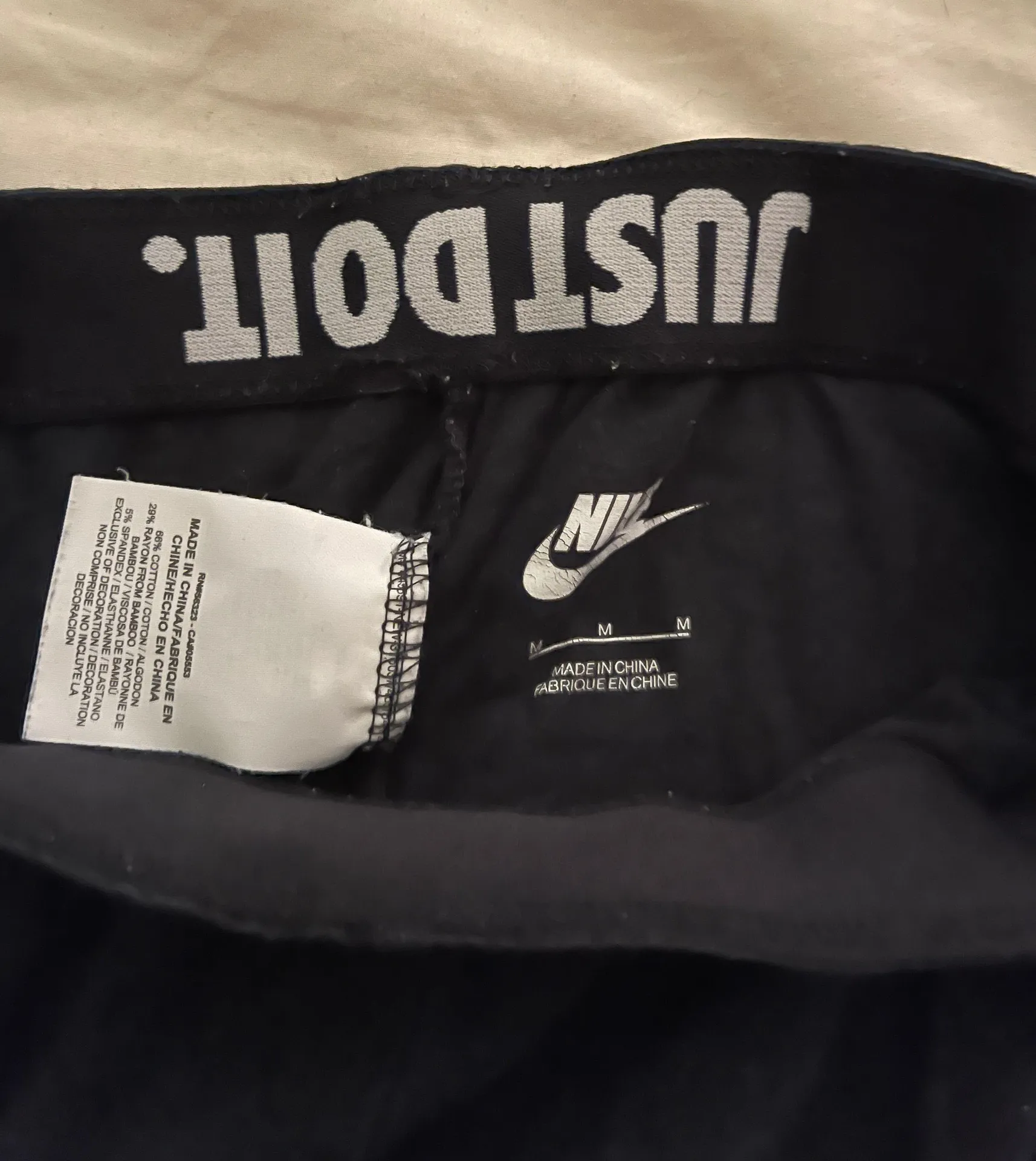 Nike Leggings - Image 3