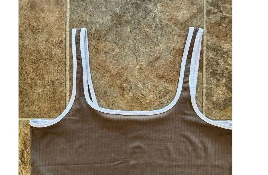 Athleta Renew Seamless Square Neck Tank Brownstone Beige/Bright White Size XL - Image 6