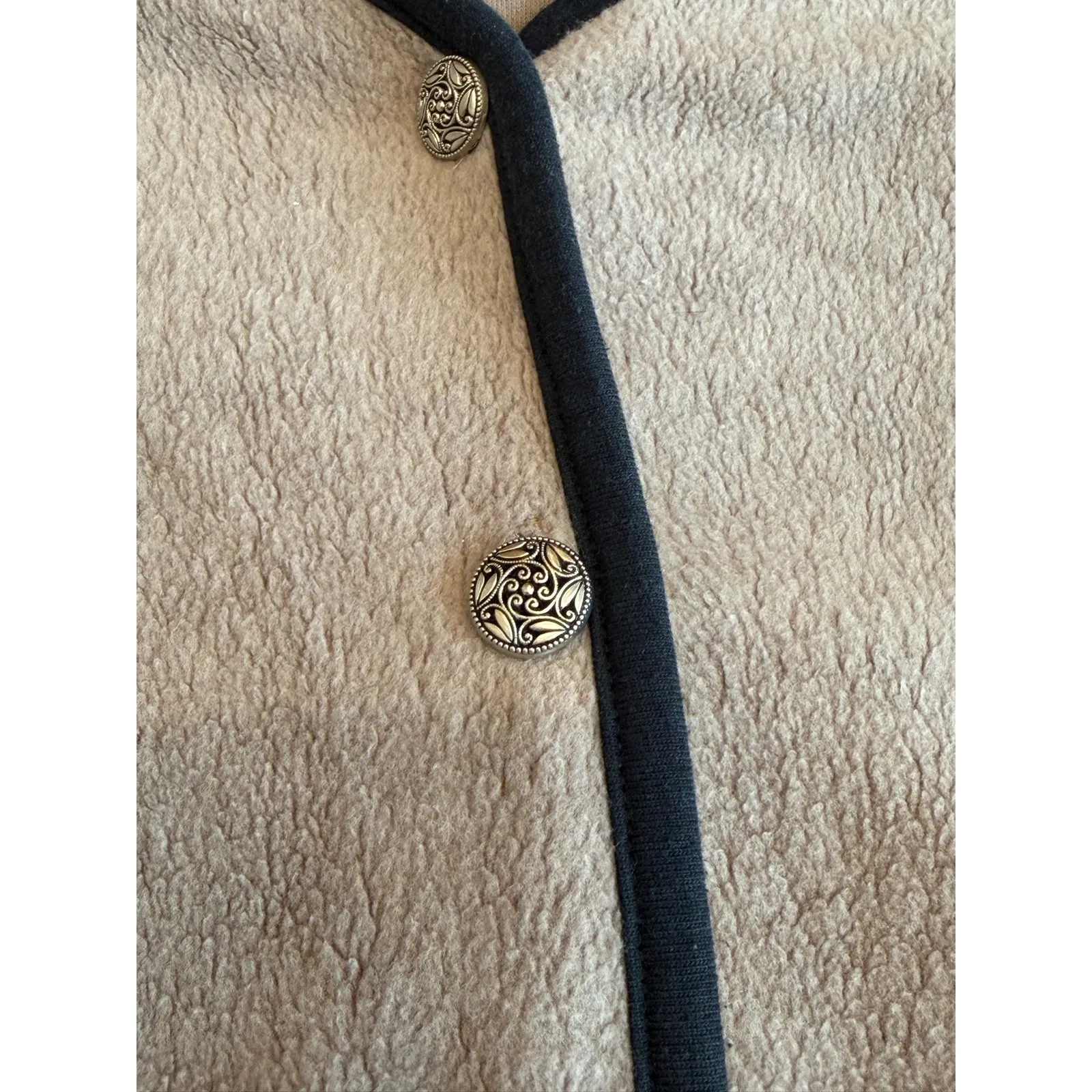 L.L.Bean Cardigan Sweater Womens XS Beige Fleece Button Front Classic Cozy Warm - Image 5