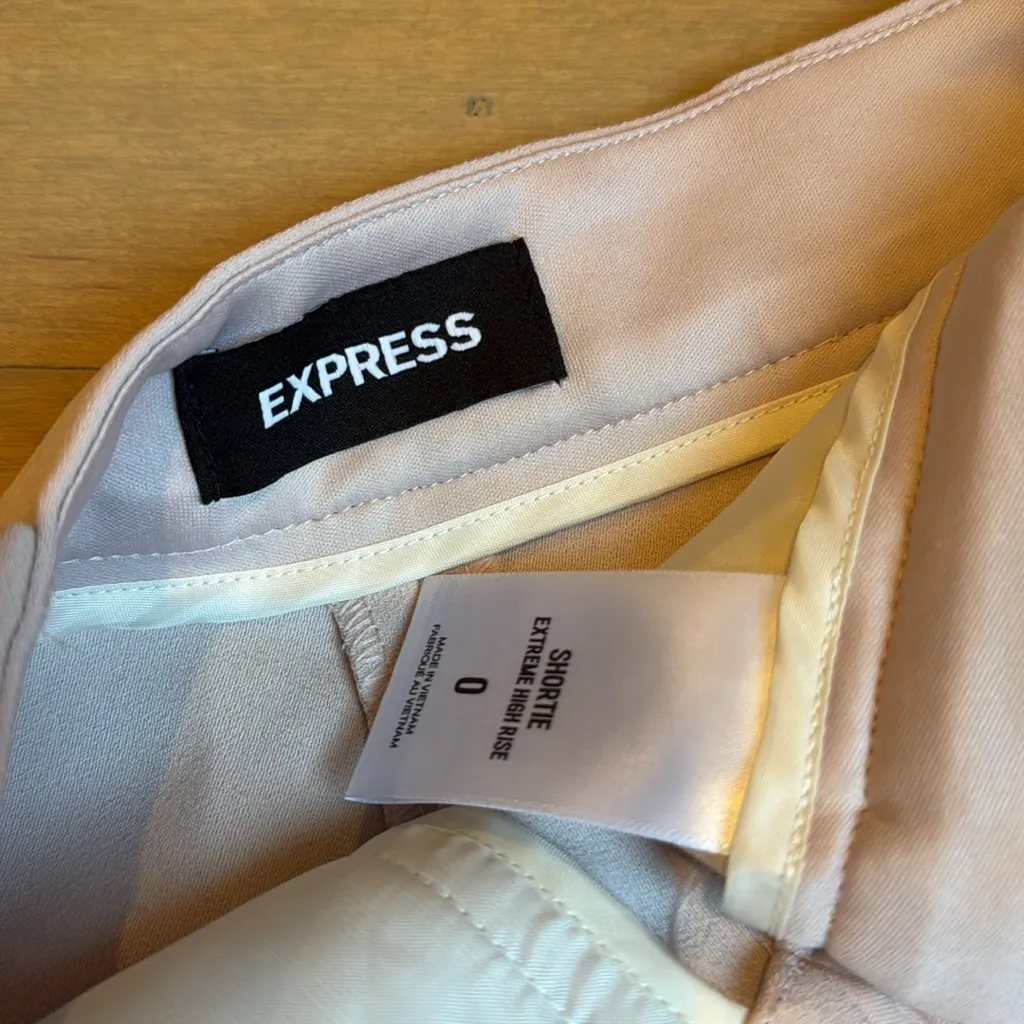 Express Shortie Extreme high rise Trouser Shorts - Image 3