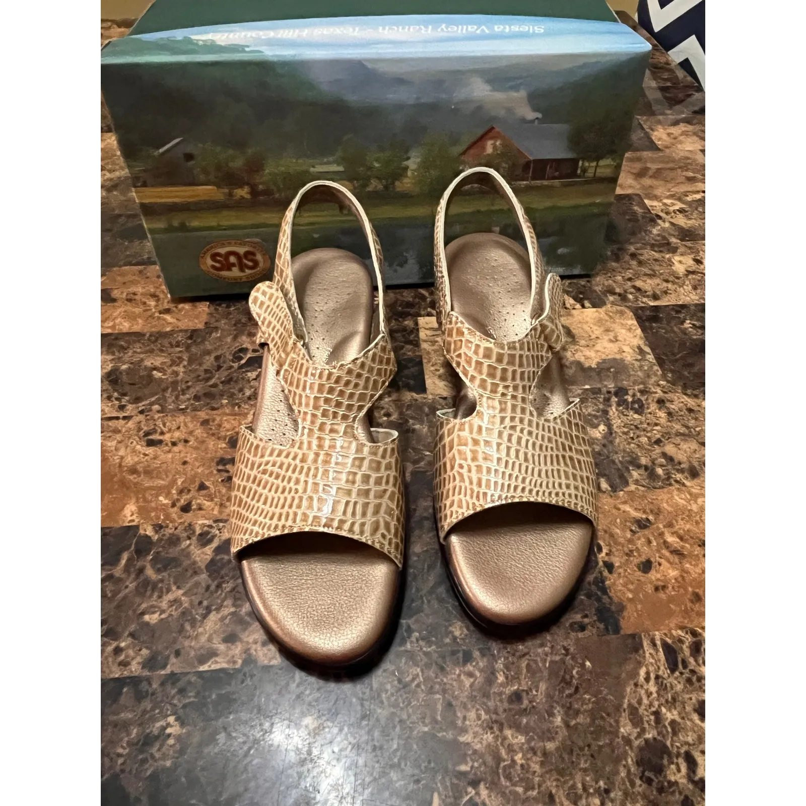 SAS Women’s Suntimer Beige Croc Sandals 8.5 - Image 6