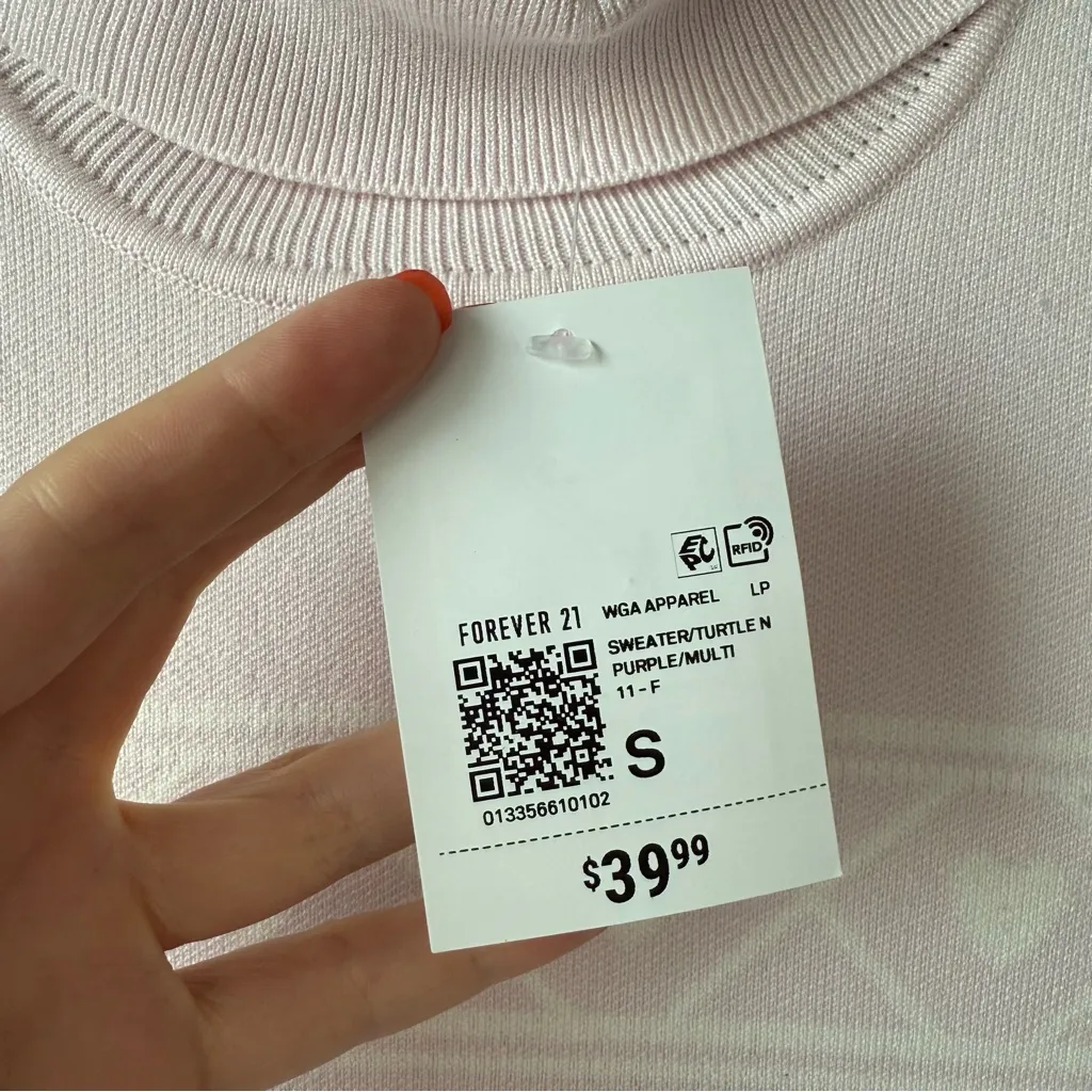 Forever 21 x Hello Kitty &‎ Friends Turtleneck Sweater Pink S - Image 4