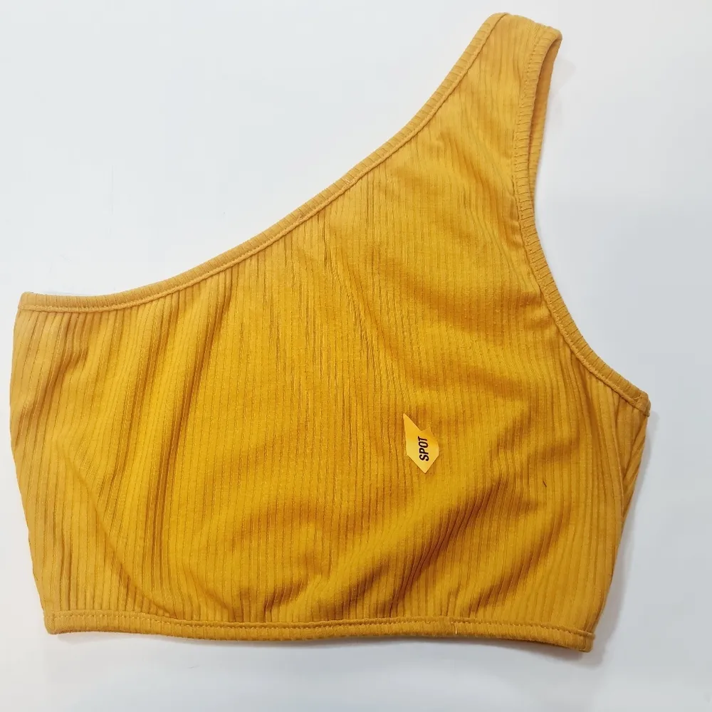 Superdown Ellie One Shoulder Top in Marigold - Image 9