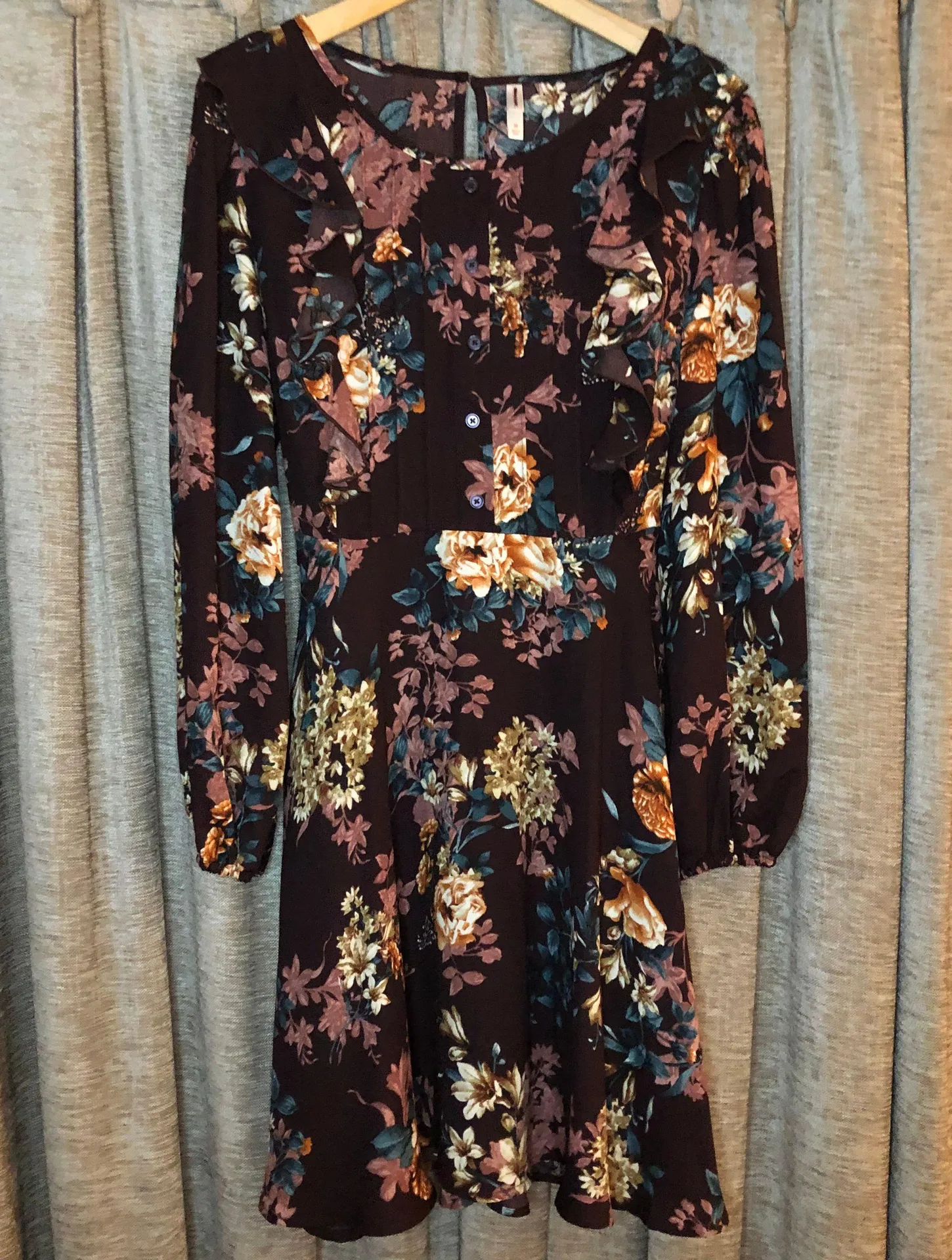 Xhiliration Wine Floral Print Long Sleeve Scoop Neck Ruffle Front Dress Medium - Image 2