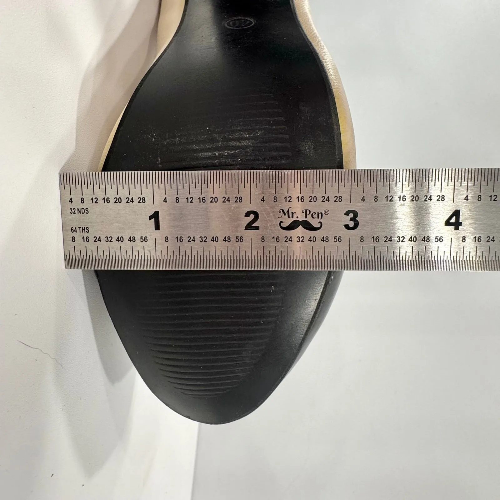 80s Vintage Chic Bow Cap Toe Pumps Cream Black Vegan Leather Heels 7.5 - Image 12