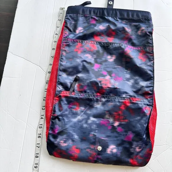 LULULEMON multi purpose Gym Vent foldable‎ Bag - Image 7