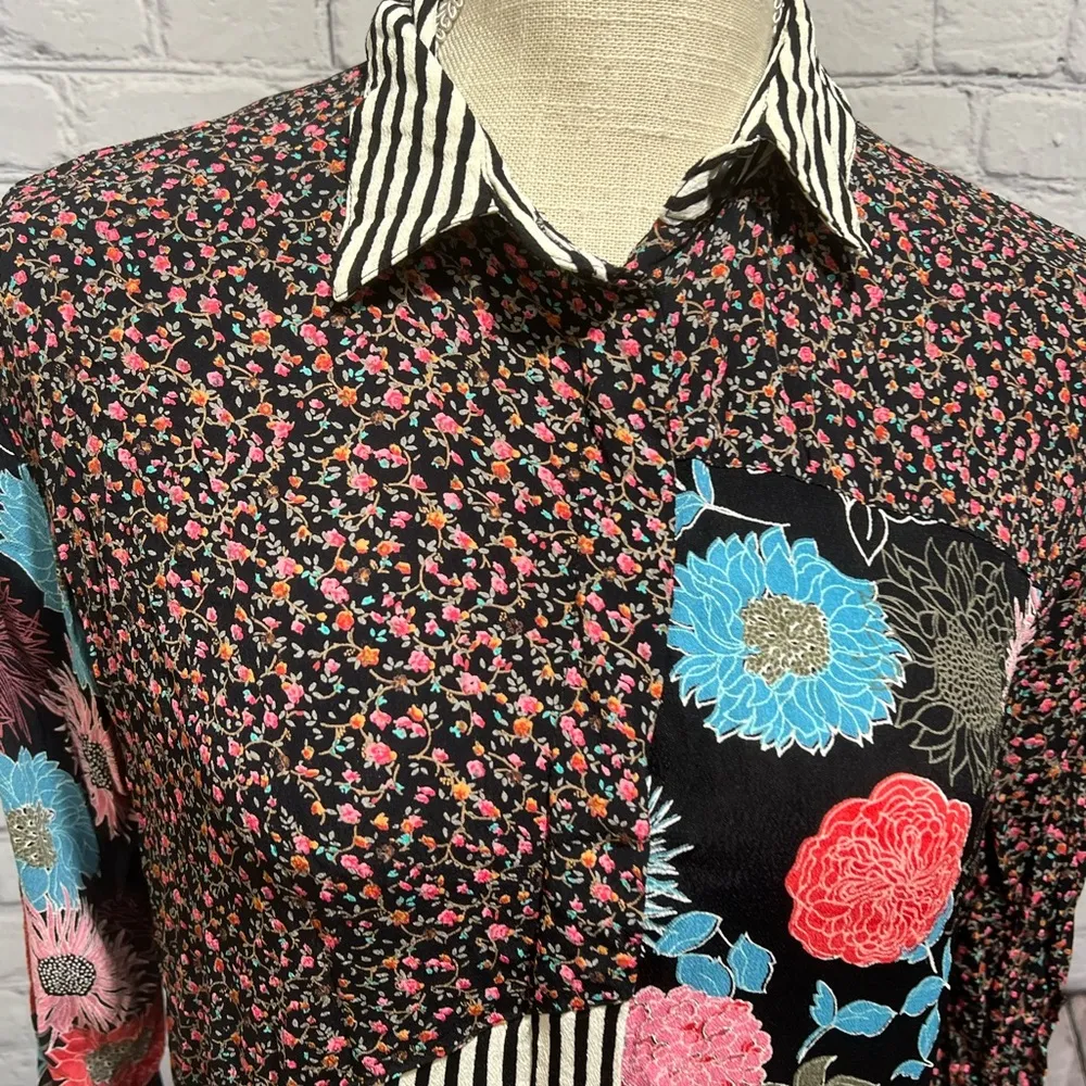 ASOS  button down blouse size 4 - Image 4