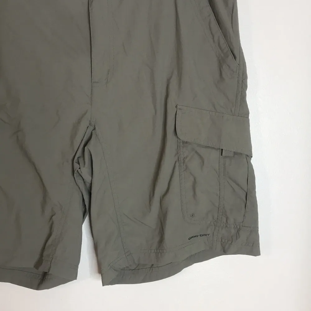 Columbia sportswear titanium outdoors fishing hiking shorts size medium - Image 3