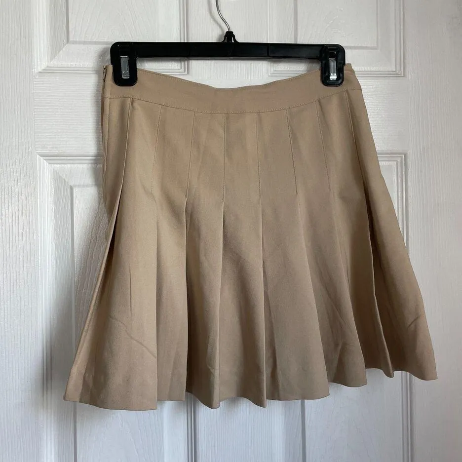 Tan pleated tennis mini skirt academic academia university preppy university - Image 3