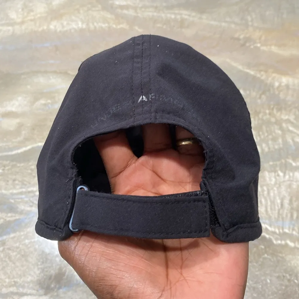 Under Armour Women's Black Twisted Renegade Cap One Size (Preowned) - Image 4