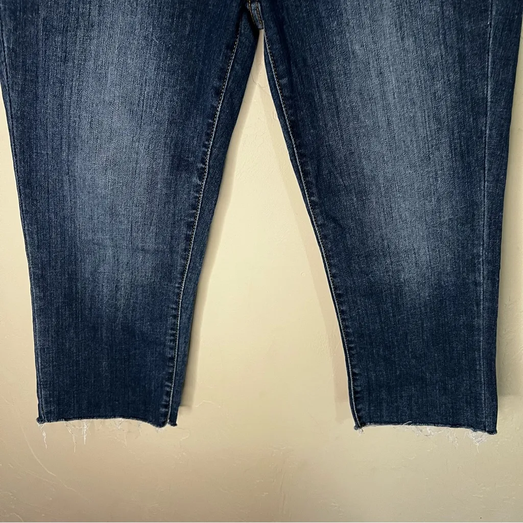 Judy Blue Skinny Fit Raw Hem Capri - Image 7