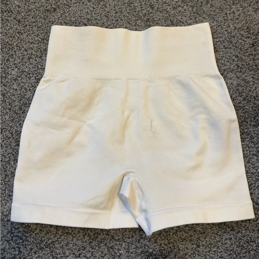 Oh Polly Bo + Tee Shorts - Image 2