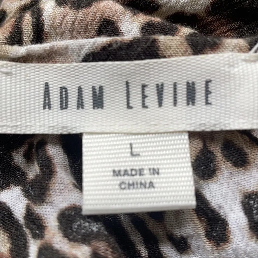 Adam Levine  leopard print tie front kimono - Image 5