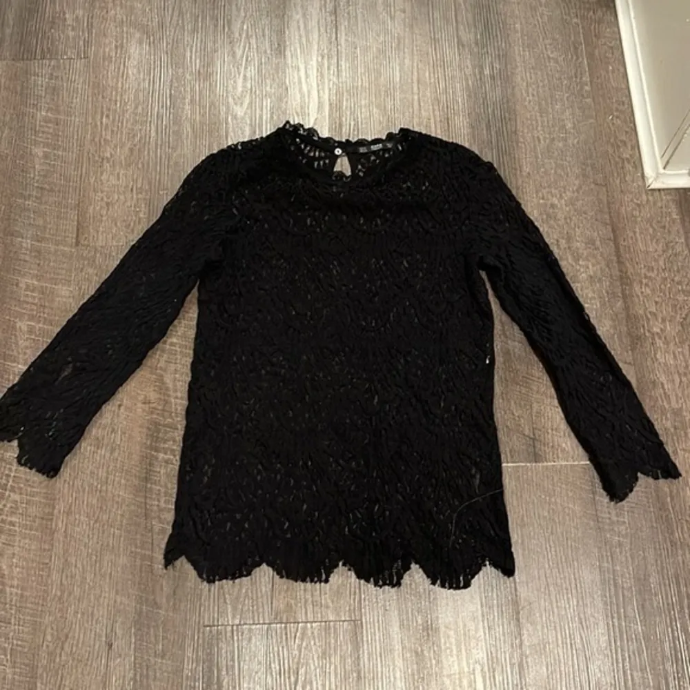 Zara Lace scalloped edge top - Image 3