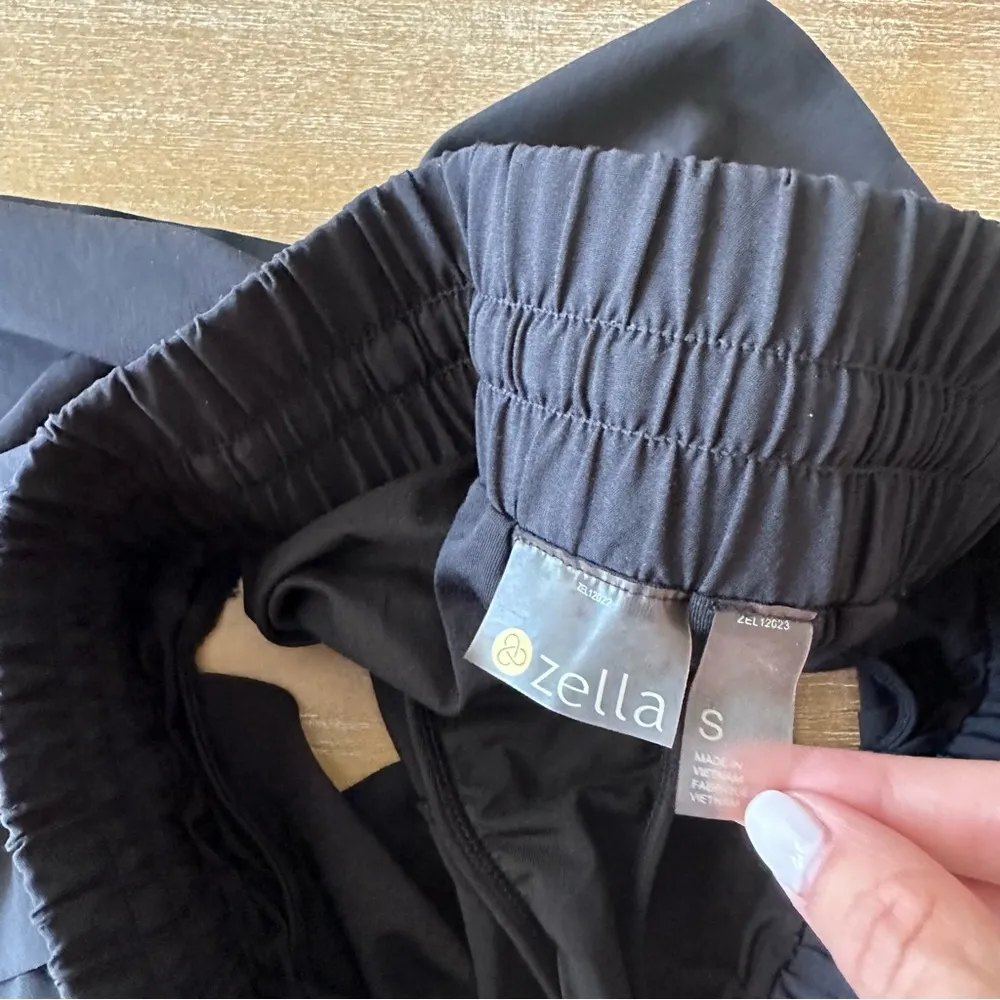 Zella Black Shorts Small - Image 6