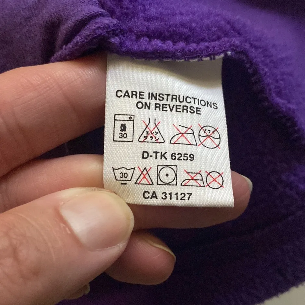 Vintage Y2K DKNY women’s purple quarter zip fleece pull-over top, size large - Image 8