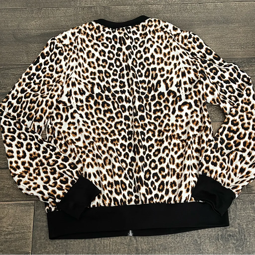 EXPRESS  Leopard Print Bomber‎ Jacket - Image 4