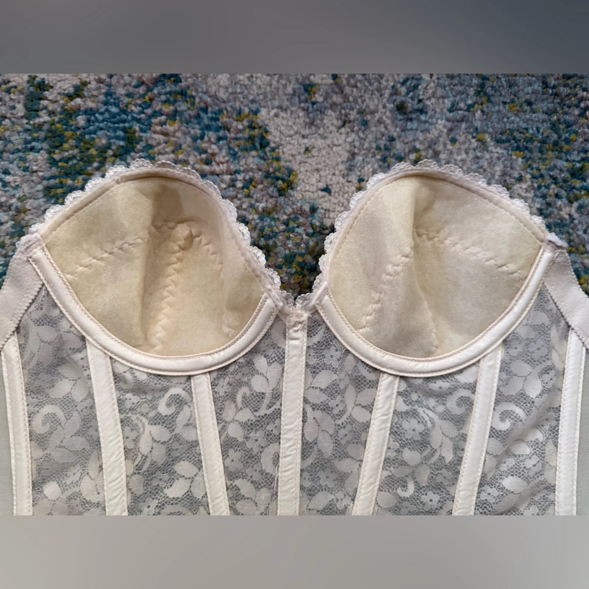 Vintage Adonna JCPenney bridal wedding lace bra bustier corset, size 34B - Image 11