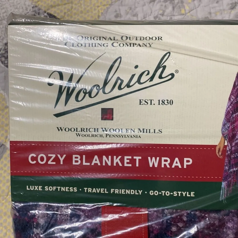 Woolrich boucle plaid cozy blanket wrap with fringe trim - Image 8
