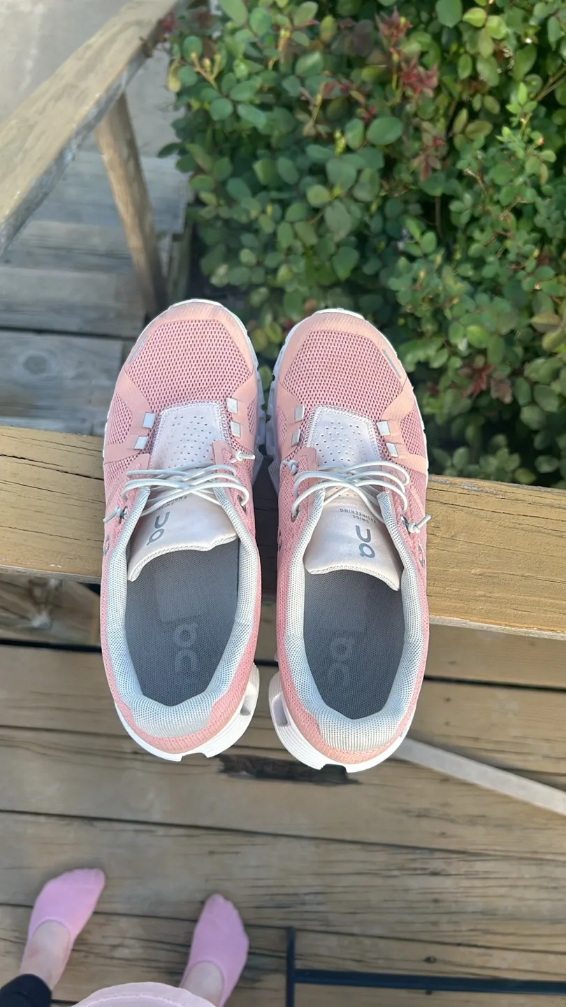 Running Shoes - Image 9