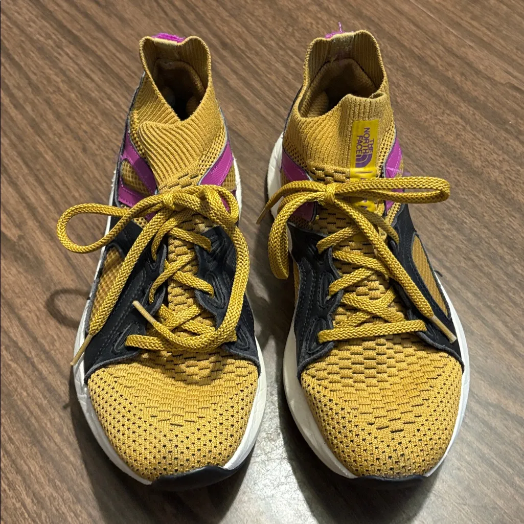 The North Face Size 7.5 Hypnum Luxe Hiking Shoes - Image 2