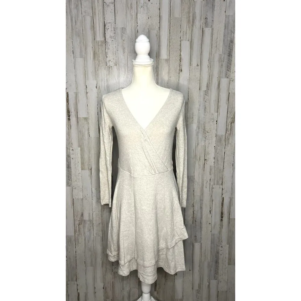 Saturday Sunday Women's Beige Knit Mini Dress V-Neck Long‎ Sleeve Size XS - Image 2
