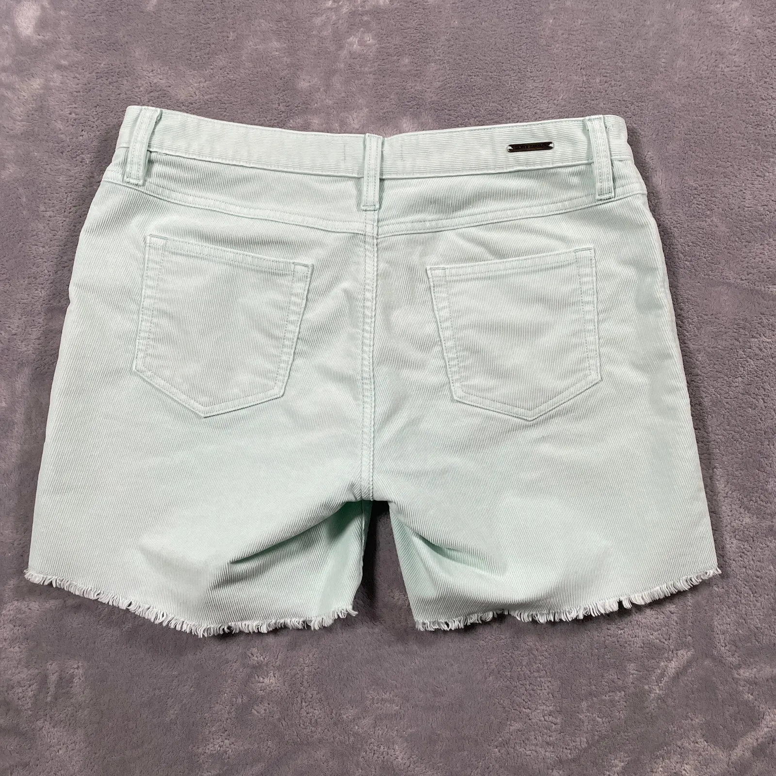Carve Designs Shorts Women 4 Green Corduroy Cut Off Classic Casual Beach Coastal - Image 2