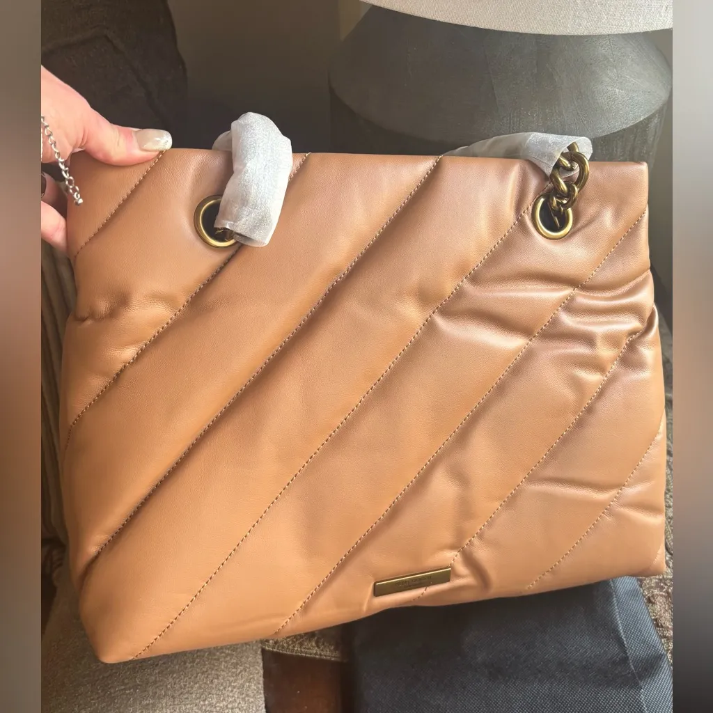 Authentic KURT GEIGER LONDON Quilted 2 compartment magnetic closure shoulder bag - Image 3