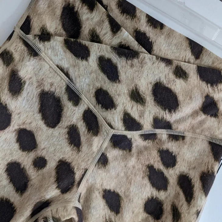 Brand New Splice Leopard Print Shorts - Image 7