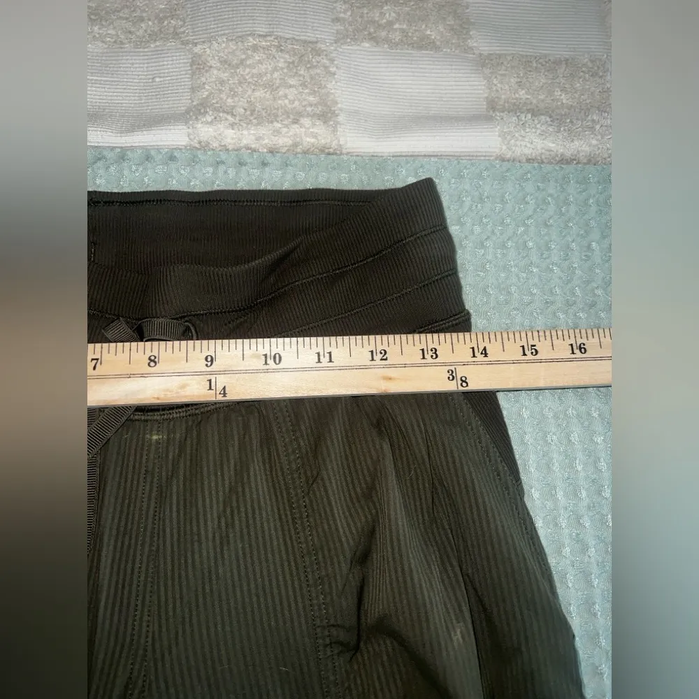 Lululemon  Dance studio jogger
Size 4 - Image 3