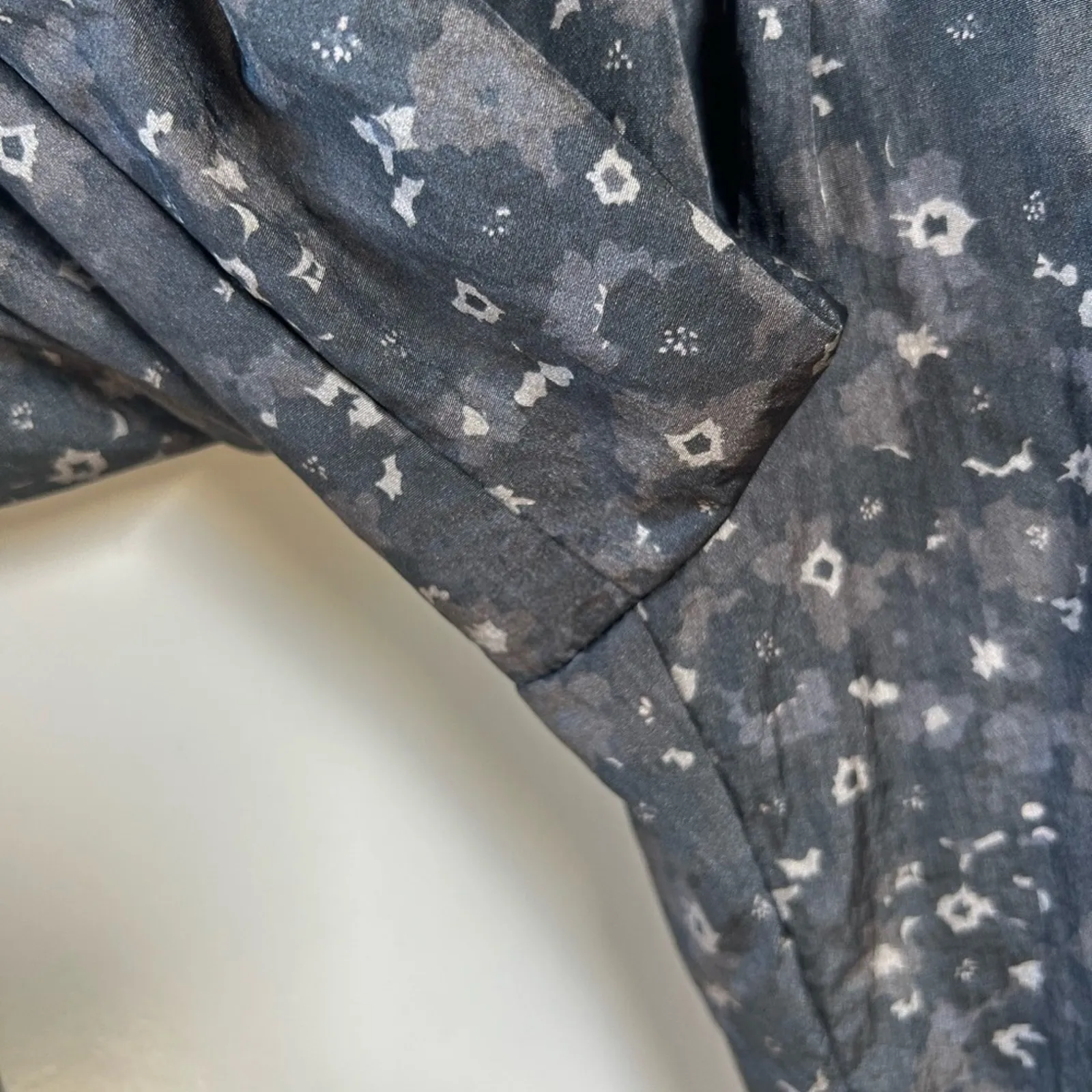 Varley Beckett Jogger Nylon Pants in Mini Camo Floral Boho Size X-Small NWOT - Image 7