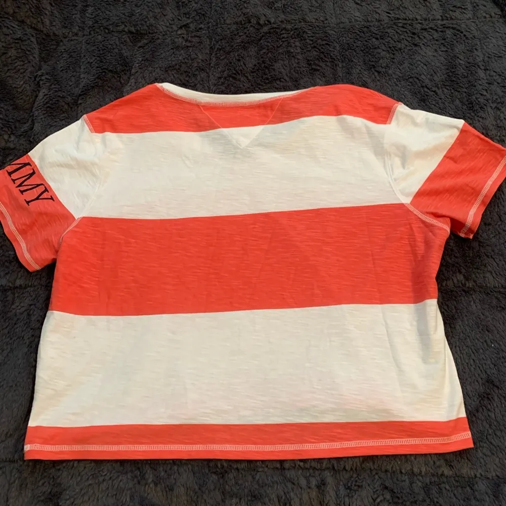 Women’s Tommy Jeans Tee - Image 2