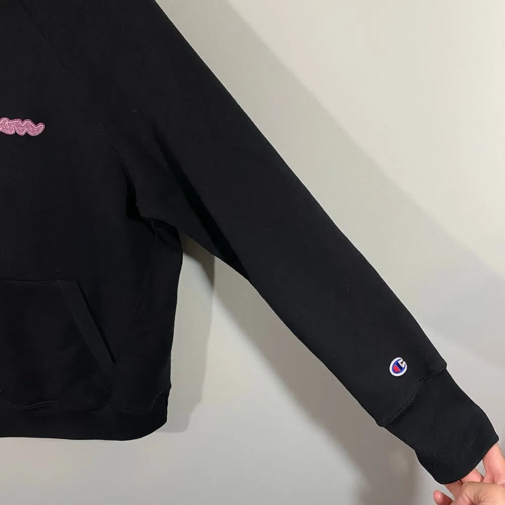 Champion Women's Black Pink Logo Patch Pullover Hoodie Size L - Image 7