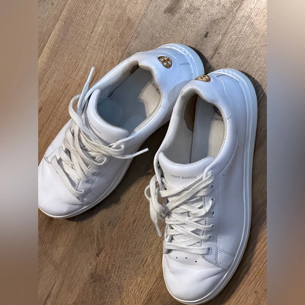 Tory Burch Women’s size 9.5 Double T Howard Court In White Leather - Image 8