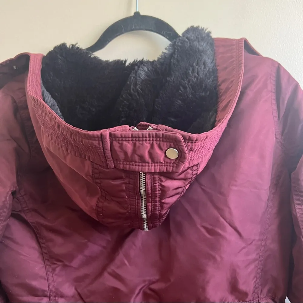 Abercrombie & Fitch red Maroon Winter parka Coat Size Small - Image 6