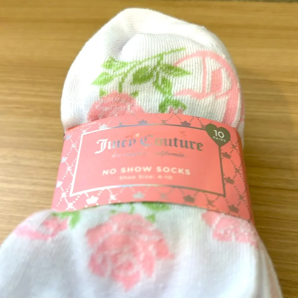Juicy Couture White Socks with Pink Heart Design 10 pairs - Image 5