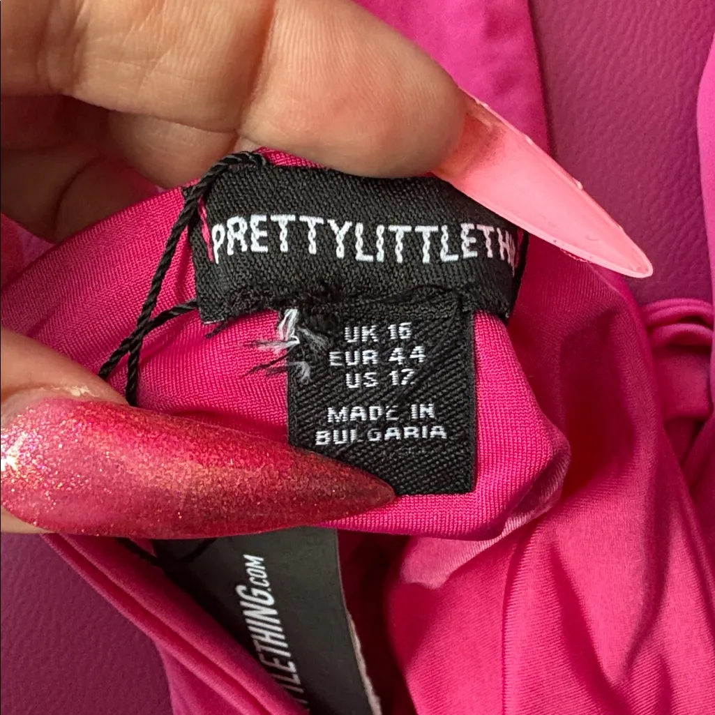 PrettyLittleThing Hot Pink Square Neck Halter Top - Image 5