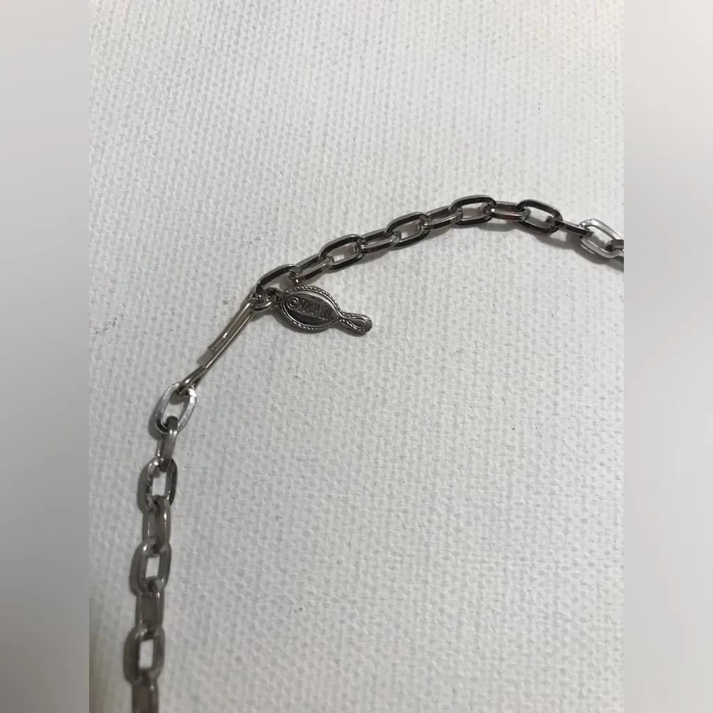 Vintage Sarah Coventry Silver Tone White Enamel Leaf Necklace 17 inches - Image 2