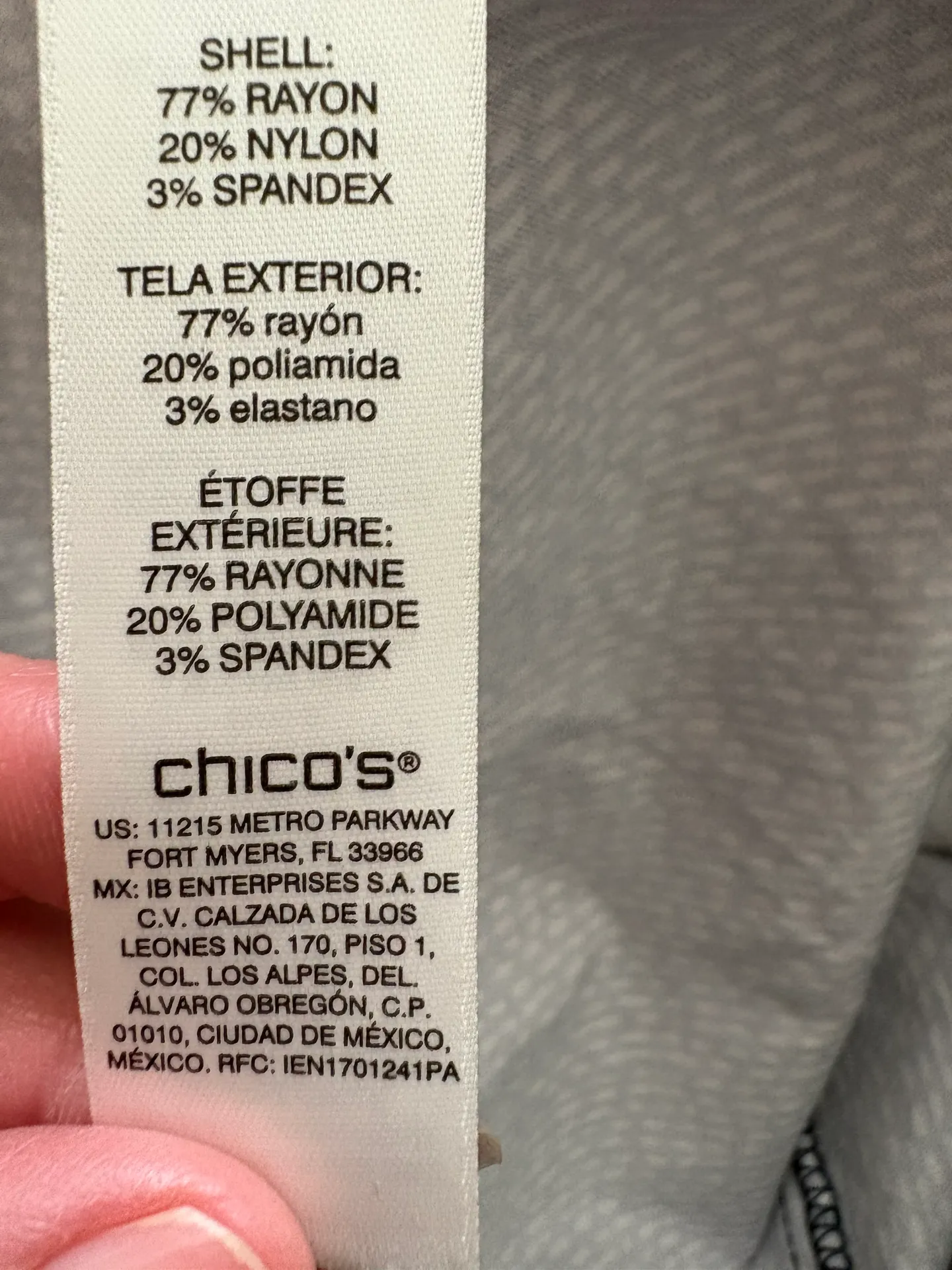 Blue & White Print Capris - Image 4